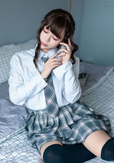 戴着玉势走路h_HD超清免费观看